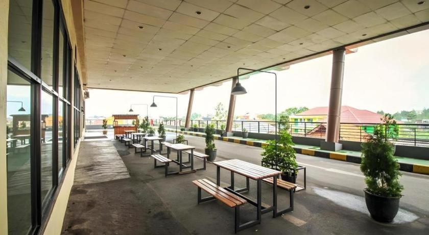 Super Oyo Capital O 483 Tamansari Panoramic Bandung Hotel Exterior photo